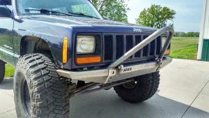 XJ Modular Full Width Stinger Bumper | Stealth