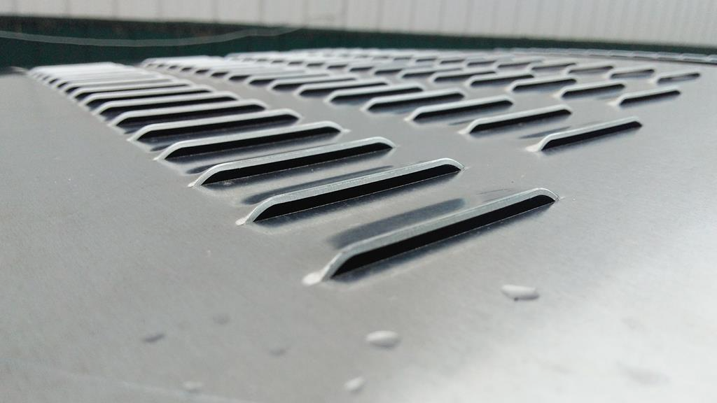 ZJ Hood Louvers | Full | Jeep ZJ 93-98